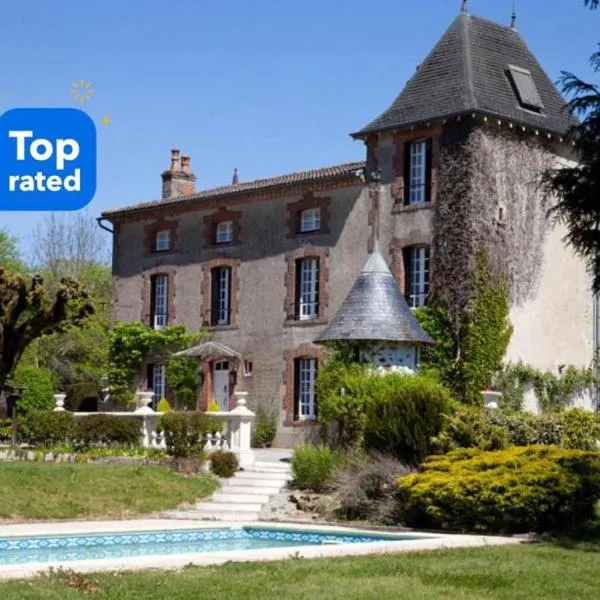 Les Lauriers, hotel v destinaci Peyrat-de-Bellac