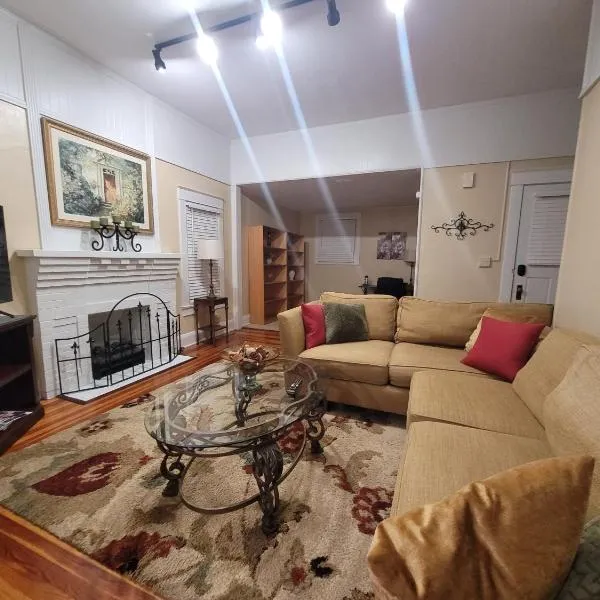 EXQUISITE FAMILY HOME, hotel in Lakeland