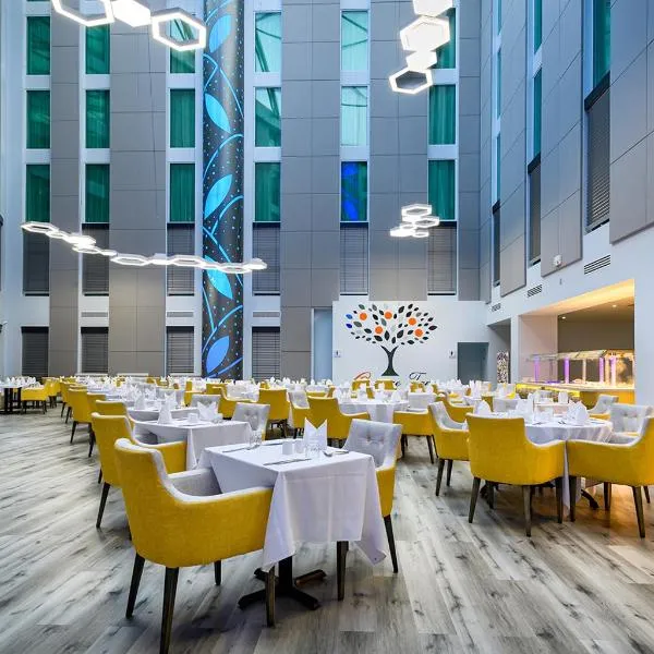 Atrium Hotel Heathrow, Hotel in Hillingdon