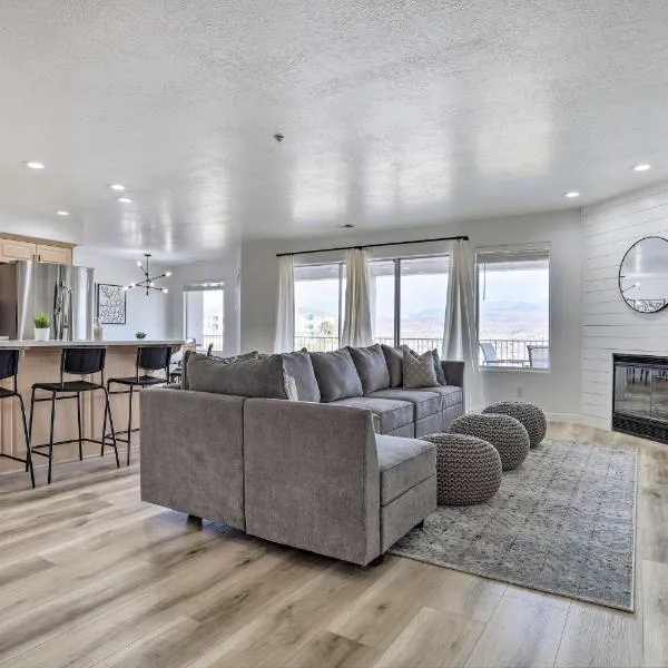 Luxe Family Condo with Mtn View and Resort Perks!, hotel v destinaci St. George