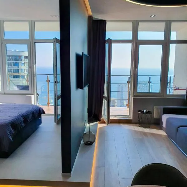 Level 24 - Sea & Sky View Apartment, Hotel in Odessa