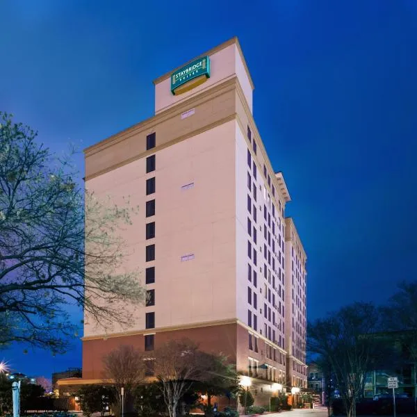 Staybridge Suites San Antonio Downtown Convention Center by IHG, hotel v destinaci San Antonio