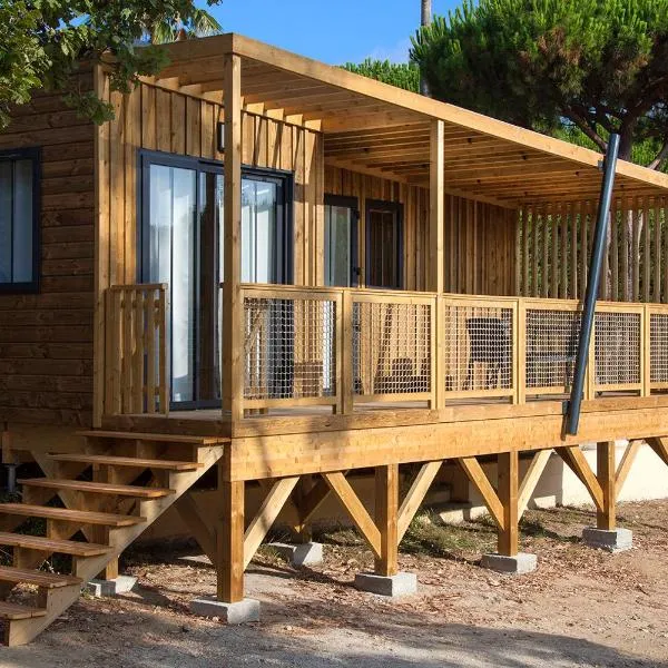 Camping la Croix du Sud, hôtel à Saint-Tropez