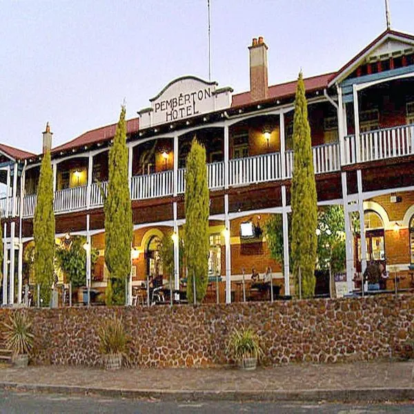 The Pemberton Hotel, hotel a Pemberton