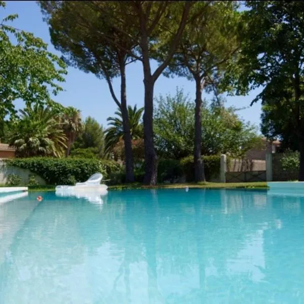 Maison Antonia, hotel em Marsillargues