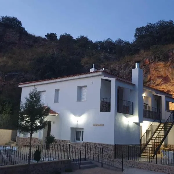 Casas rurales La Carrasca, hotel v destinácii Ossa de Montiel