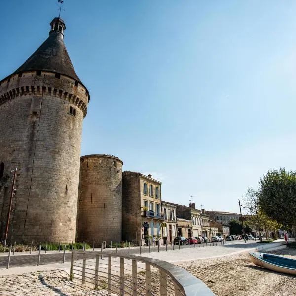 Logis Hôtel de la Tour Libourne、リブルヌのホテル