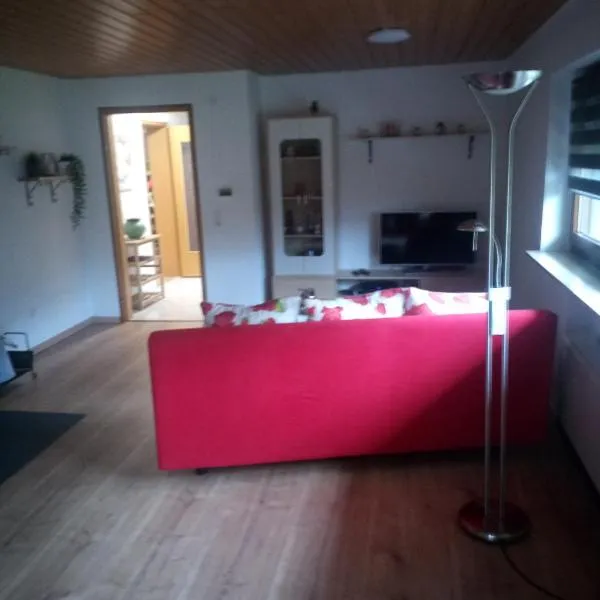 Ferienwohnung im idyllischen Neckartal, hotel in Starzach