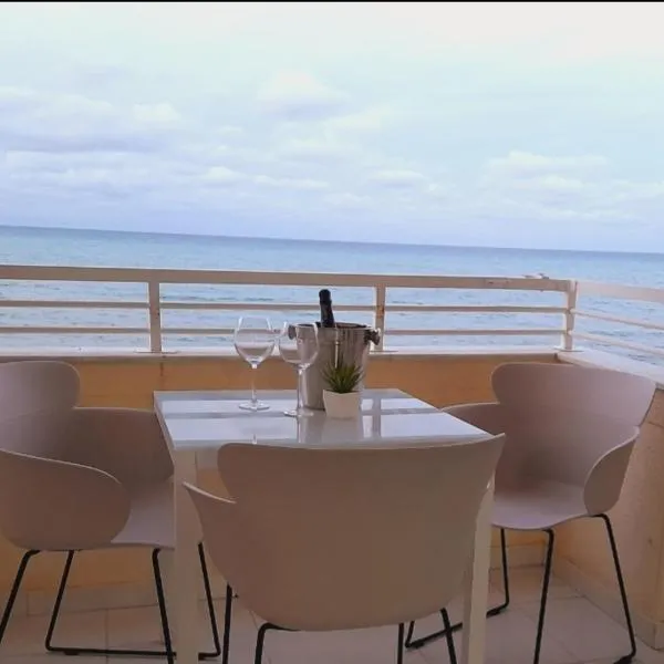 Paraiso, Sea View, Beach, hotel in Torrevieja