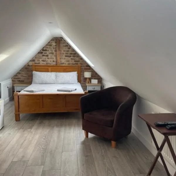 The Attic Suite Selsey, hotel em Selsey