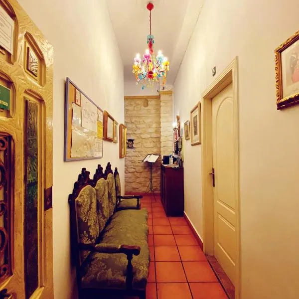 Pensión Antonio Guesthouse, hotel in Alicante