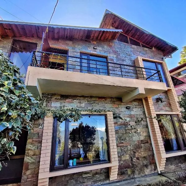 Mysa by Meraki - Entire Villa with Himalayan Views, ξενοδοχείο σε Ranikhet