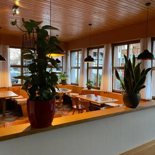 Hotel Bären Niederscherli, hotel v destinaci Niederscherli