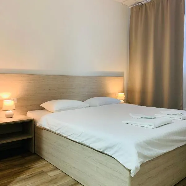 Міні-Готель Білий Квадрат, hotel in Kyiv