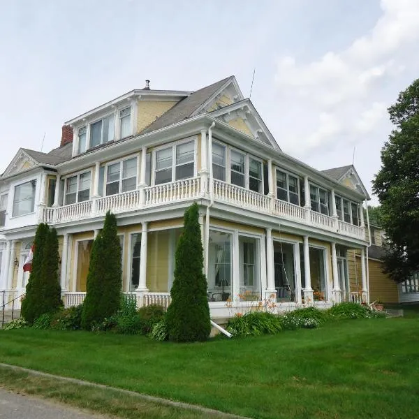 Governor's Mansion Inn, hotel v destinaci Miramichi