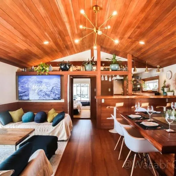 Wasabi Wonderland, Boutique Chalet sleeps 10, hotel v destinaci Myoko