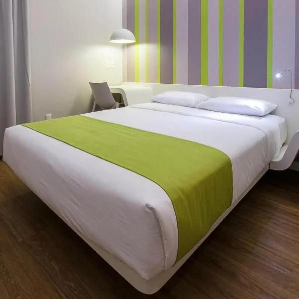 DMax Hotel, Hotel in Marília