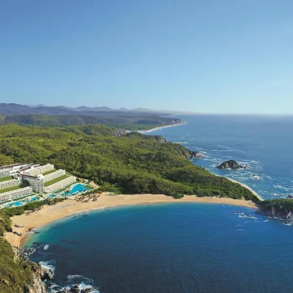 Secrets Huatulco Resort & Spa, hotel in Santa Cruz Huatulco