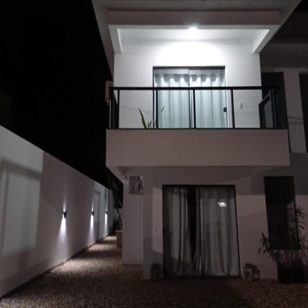 Casa geminada 2 no Mariscal