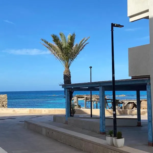 MARINE APARTMENT, hotel v destinácii Es Pujols