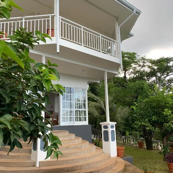 Beau Séjour Hotel, hotel in Grand'Anse