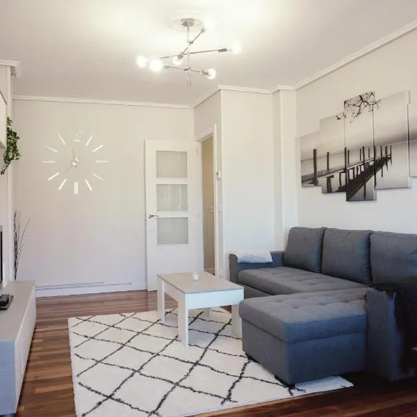 APARTAMENTO PORTUTXU, hotel u gradu 'Mundaka'