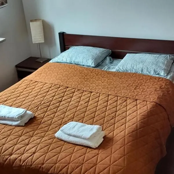 Apartament blisko trasy S3, hotell i Nowa Sól