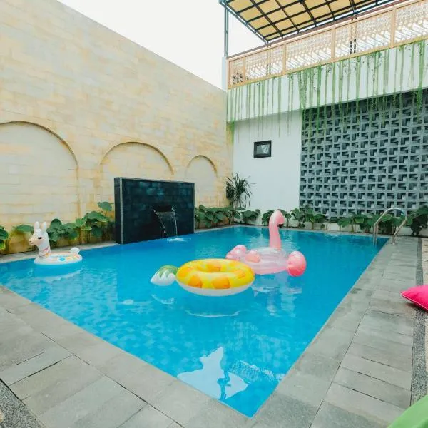 Villa Ruang Rindu Malioboro, hotel v destinaci Sentool