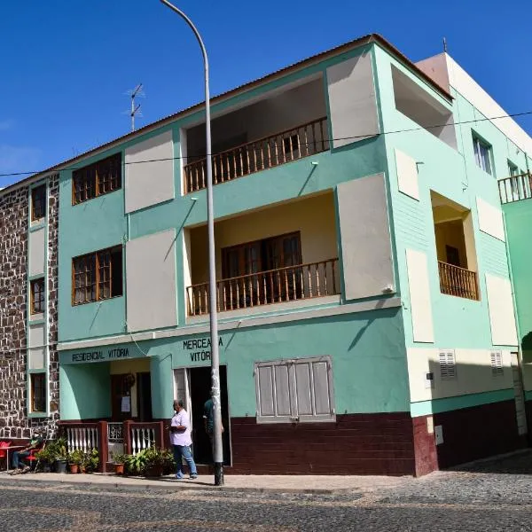 Residencial Vitoria, hotel v destinaci Ponta do Sol