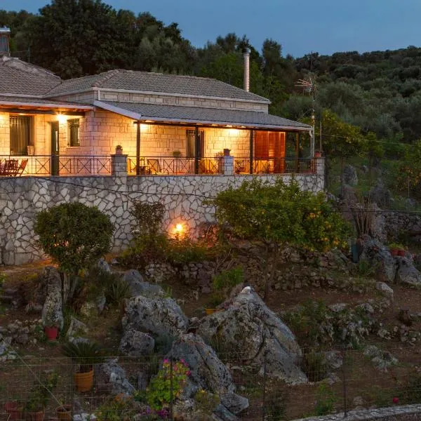 Konstas Stone Island House in Meganisi, khách sạn ở Meganisi