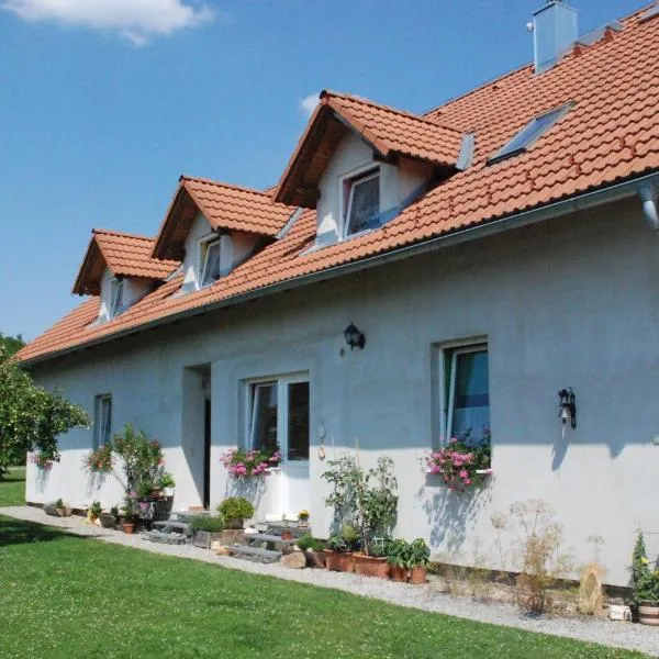 Penzion HORTENZIE, hotel v destinaci Úsilné