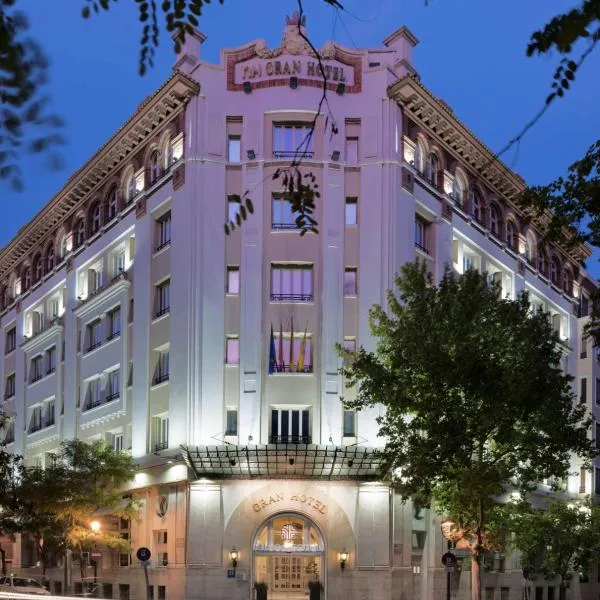 NH Collection Gran Hotel de Zaragoza: Zaragoza şehrinde bir otel