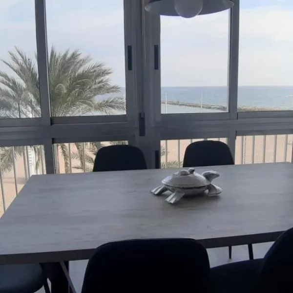 los perlas, hotel in El Campello