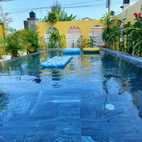Dog Friendly Aparthotel $Hiếu Nhơn - $Golden Sunshine Villa
