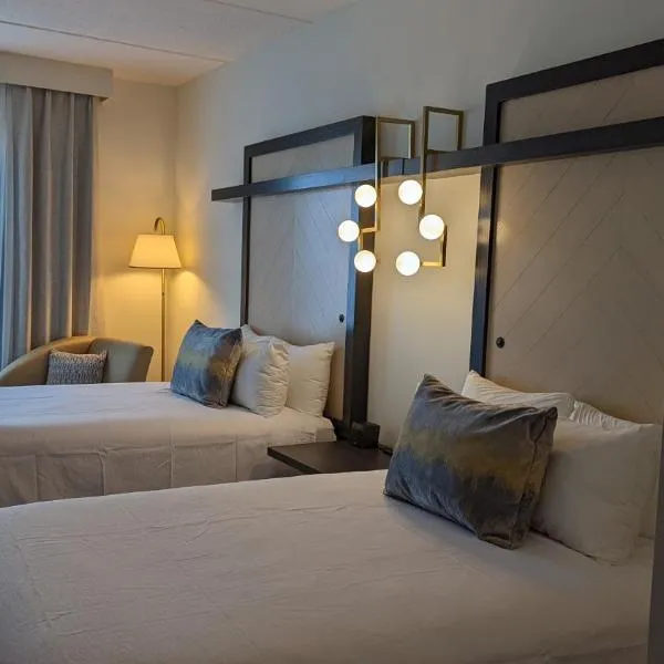 Hotel Indigo Jacksonville-Deerwood Park by IHG, hotel in Deerwood Club