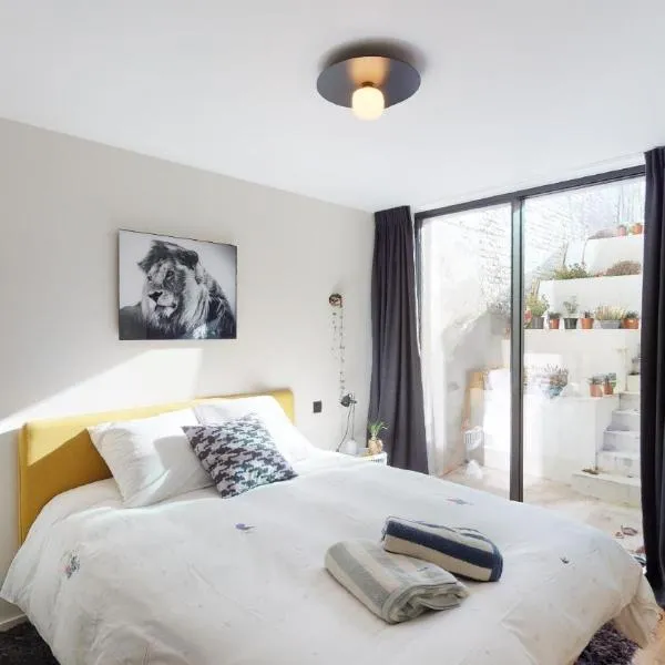 Suite lumineuse à Saint-Gilles, отель в Брюсселе