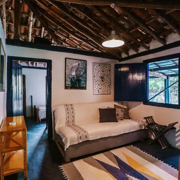 Casa estilo pescador com jardim e churrasqueira perto do centrinho de Ilhabela - Foto 4