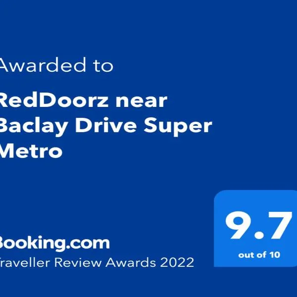 RedDoorz near Baclay Drive Super Metro、Pookのホテル