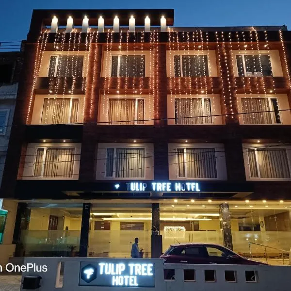 Tulip Tree Hotel, hotel v destinaci Katra