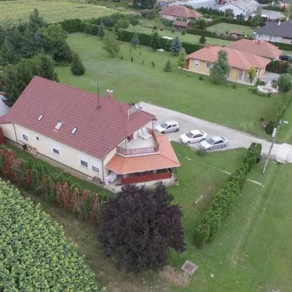 Vadvirág vendégház, hotel v destinaci Lenti