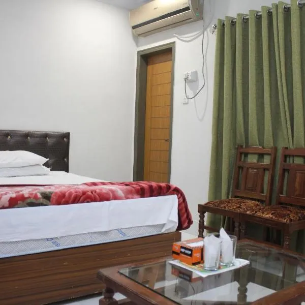 Pakistan Club Inn Hotel, hotel di Kalar Goth