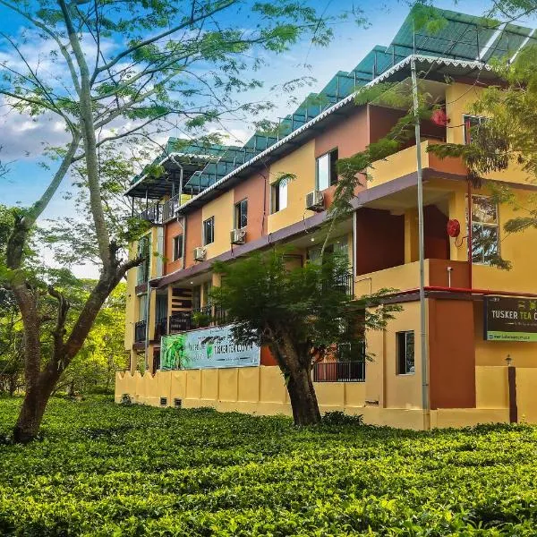 Tusker Tea County, hotel di Chālsa Mahābāri