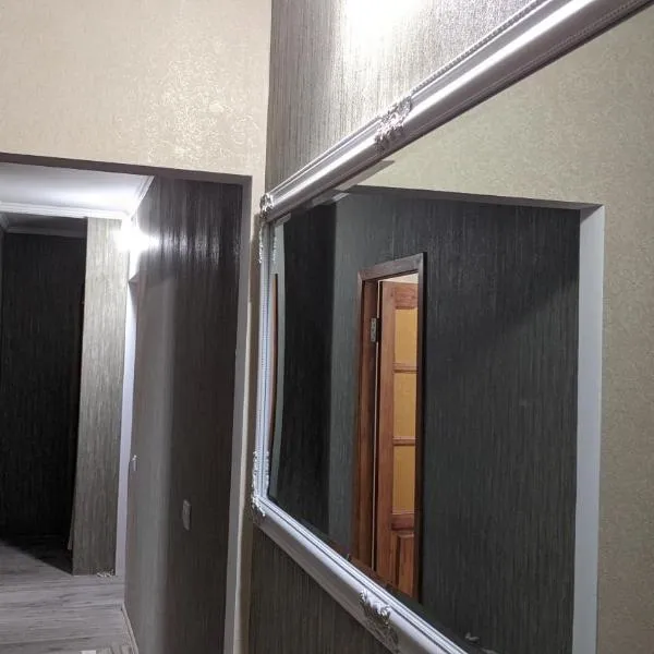 Apartments near the Trinity Church on Dovzhenko Street,102, hotel di Chernihiv
