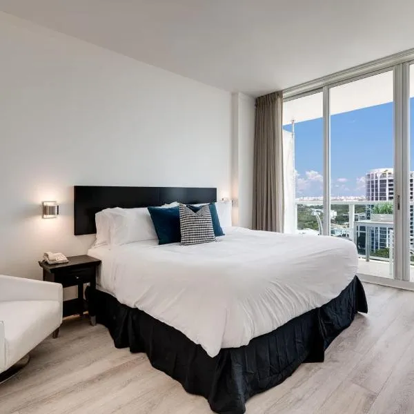 City View Balcony steps from Restaurants, Peacock Park & Marina – hotel w Miami