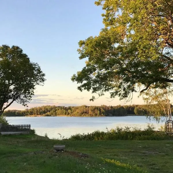 Seaview Cottage in the Trosa Archipelago, hotel v destinaci Trosa