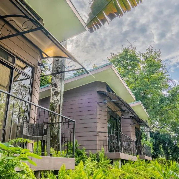 Cabañas Green House, hotel di Linda Vista