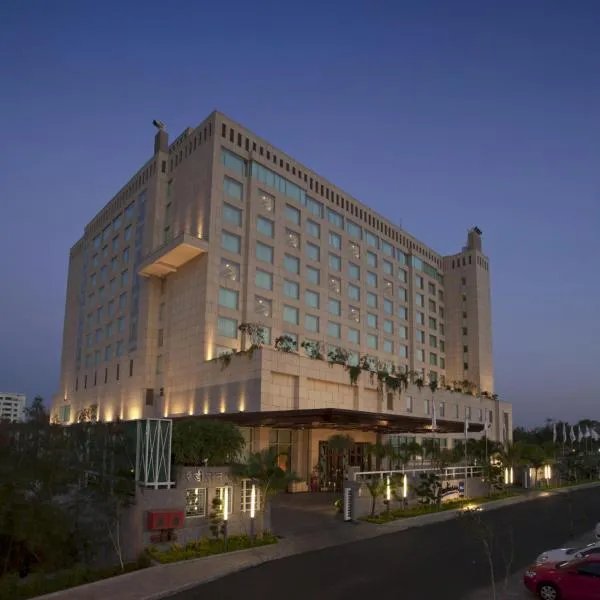 Radisson Blu Hotel, Nagpur, hotel in Dhantoli