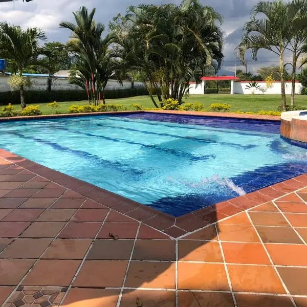 Finca Turística Villa Natasha - Casa Campestre y Cabañas Villavicencio, hotel v destinaci Villavicencio