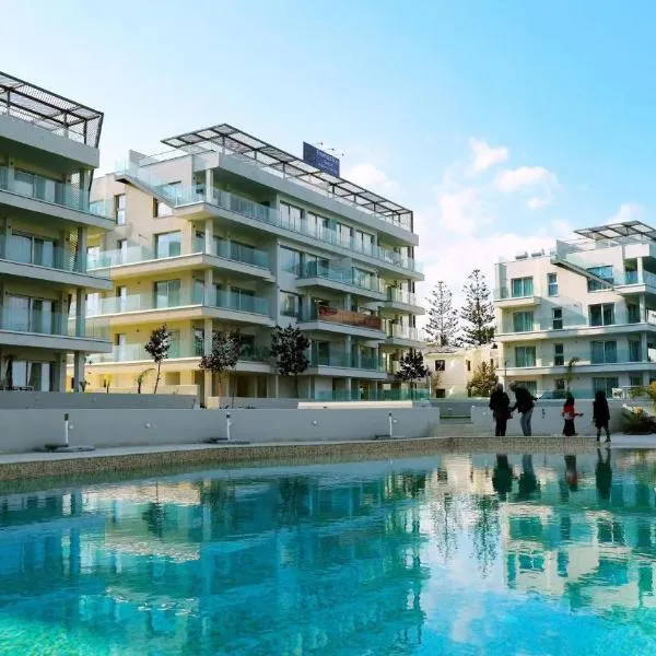 Emerald Suites, hotel in Protaras