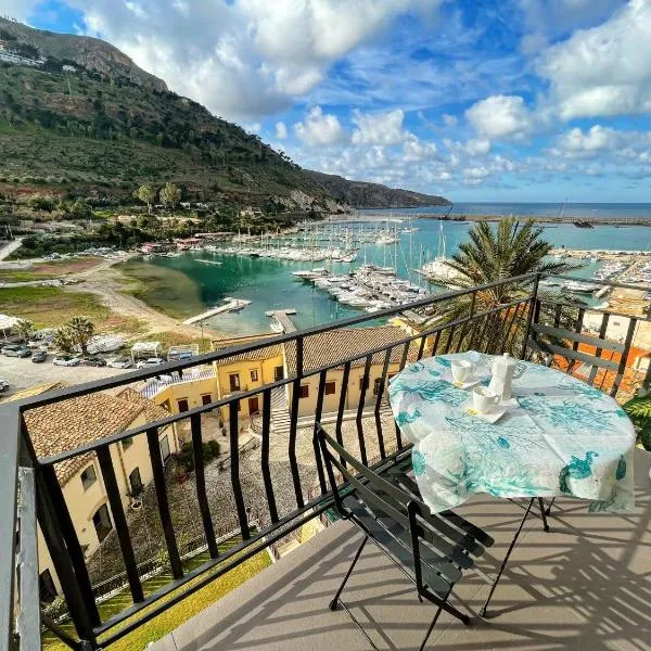 Suite Altamarea "Sea View Studios", hotel in Castellammare del Golfo